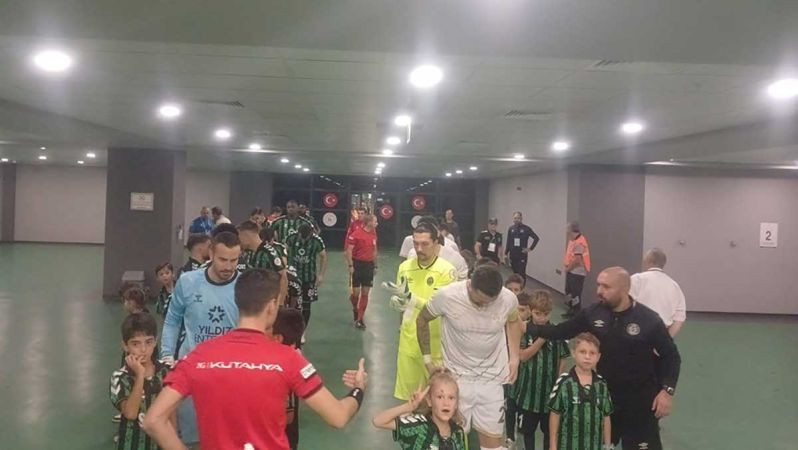 Yıldızlı aile boyu Kocaelispor maçında