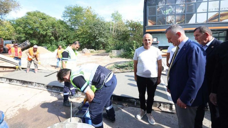 Büyükakın Sanayici Caddesi'ndeki çalışmaları inceledi