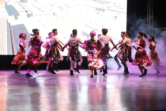 İzmit’ten Derince’ye Yayılan Nikomedia Ateşi: Büyülü Geceyle Muhteşem Festival Başladı