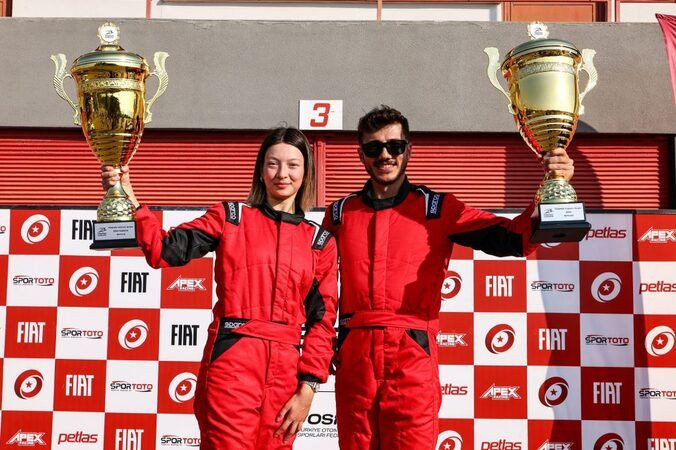 Selin Elbir pistleri ağlattı, Kocaelilileri güldürdü! Birincilik gururu!