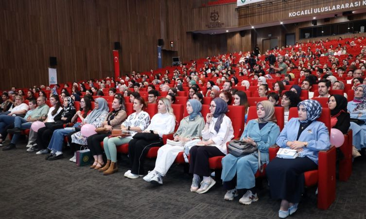 Beyhan Budak: Kendimize değer vermeliyiz