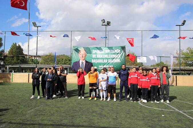 Kocaeli'de Görme Engelli Türkiye Kadınlar Futbol Şampiyonası tamamlandı