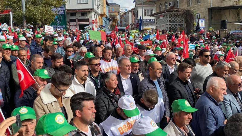 Kandıralılardan çöp tesisine karşı miting
