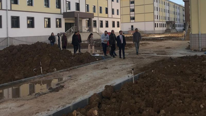 Vali Aktaş, Gebze’deki KYK yurtlarını inceledi