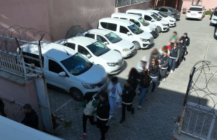 Kocaeli'de fuhuş operasyonu: Gözaltılar var