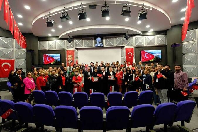 Gebze'de emlakçılar eğitime katıldı