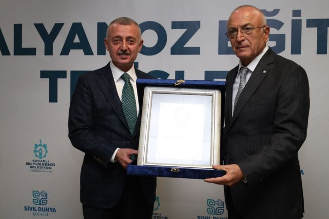 Büyükşehir, Cem Vakfı'nın çalıştayına ev sahipliği yaptı