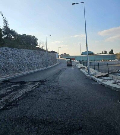 Karamürsel yeni otogarına asfalt çalışması
