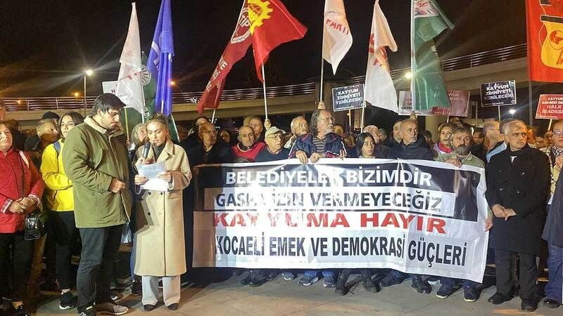 İzmit’te kayyuma tepki eylemi!