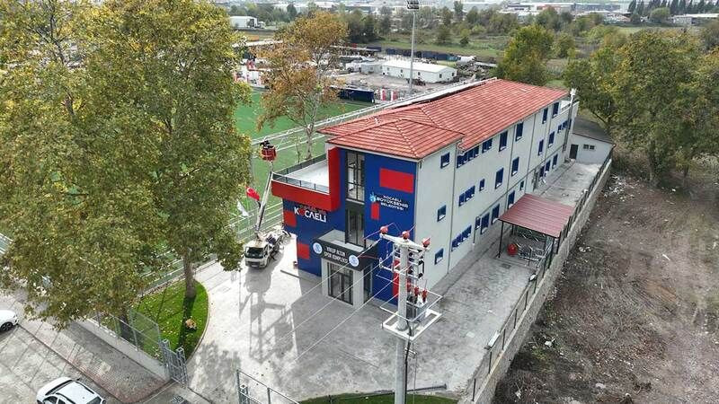 Başiskele Yakup Altun Stadı FIFA standartlarına uygun hale getirildi