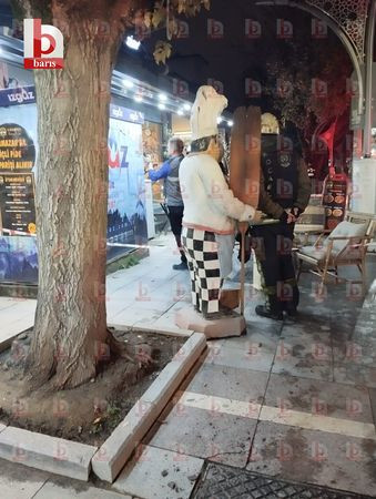 İzmit’te işlek caddede facianın eşiğinden dönüldü! “Mahalleyi havaya uçurur”