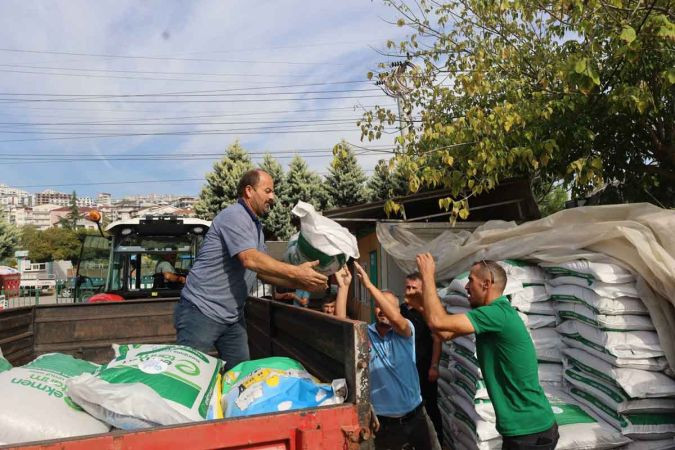 Büyükşehir’in desteği çiftçinin yüzünü güldürdü