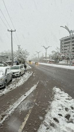 Umuttepe beyaza büründü