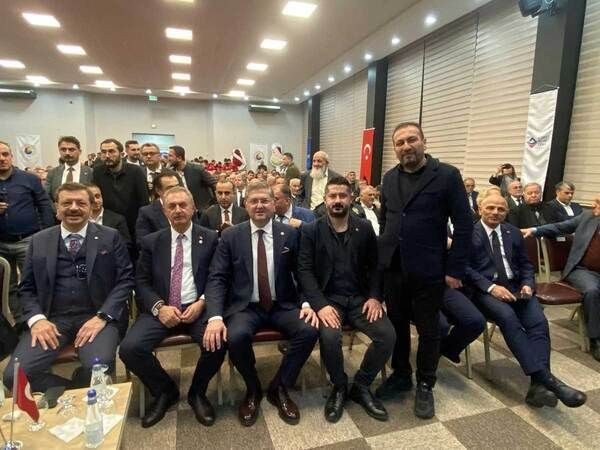 AKP’lileri ve CHP’lileri Körfez’de ticaret buluşturdu