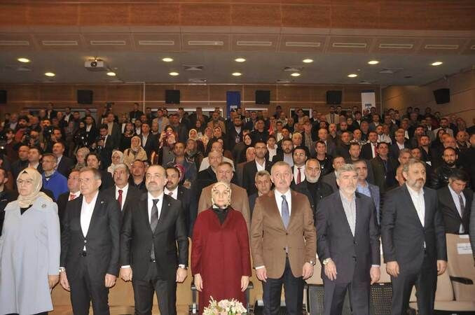 Büyükakın iki adaylı kongrede: Kardeşçe bir kongre yapalım