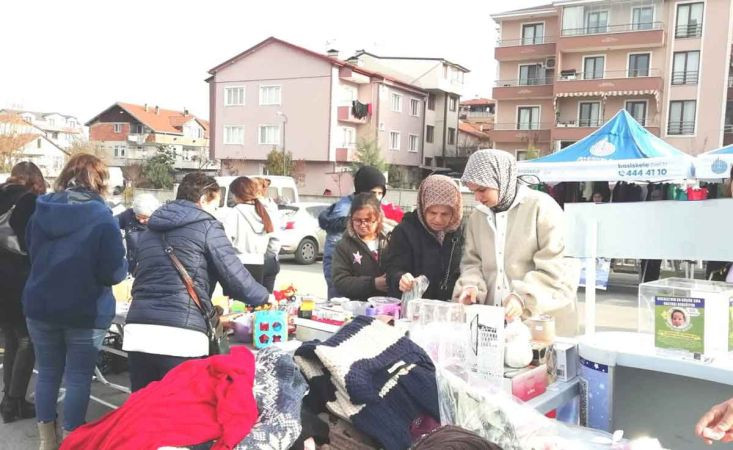CHP’li kadınlardan SMA’lı bebek Kuzey için kermes