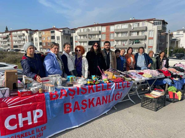 CHP’li kadınlardan SMA’lı bebek Kuzey için kermes