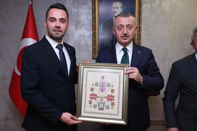 Büyükakın AKP’li başkanları ağırladı