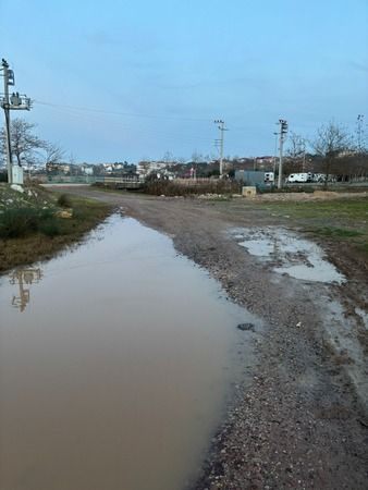 15 yılda 200 metre yolu yapamamışlar!