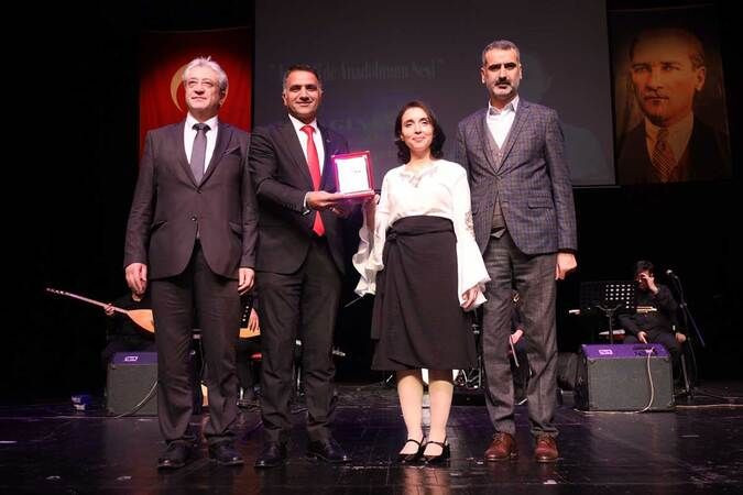 Kocaeli’de ödüllü Türk halk müziği ses yarışması finali gerçekleşti