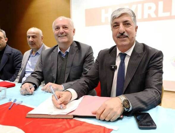 Dilovası'nda en düşük maaş 50 bin TL oldu... İşçiler halay çekti