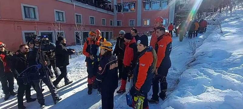 Palandöken'de çığ felaketi! Kocaelili sporcu hayatını kaybetti