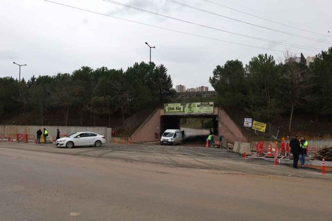 İzmit’te kapatılan menfez yeniden açıldı
