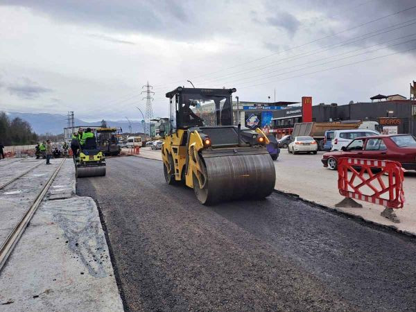 İzmit’te kapatılan menfez yeniden açıldı