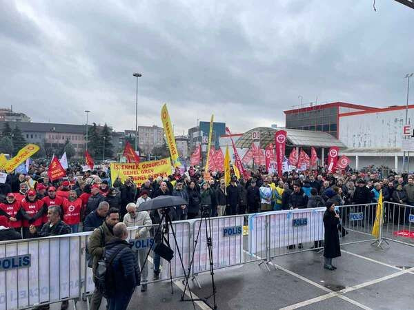 Kocaeli’de büyük miting: GEÇİNEMİYORUZ!