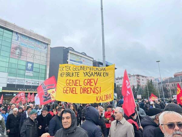 Kocaeli’de büyük miting: GEÇİNEMİYORUZ!