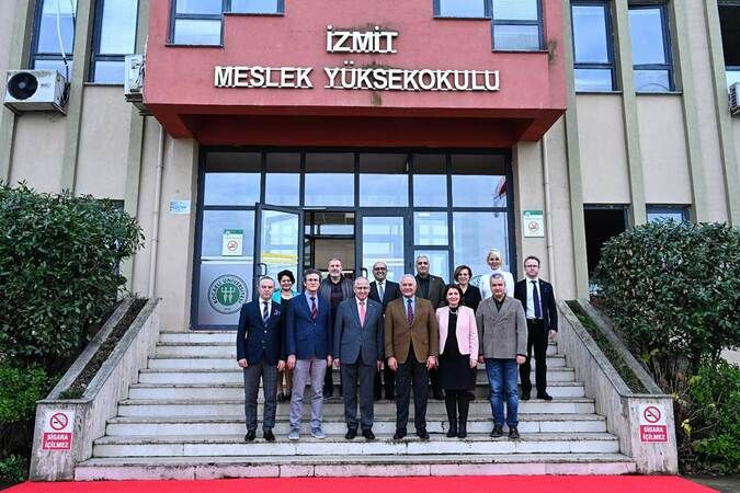 KOÜ İzmit MYO Çevre Koruma Teknolojileri Bölümü laboratuvarı açıldı