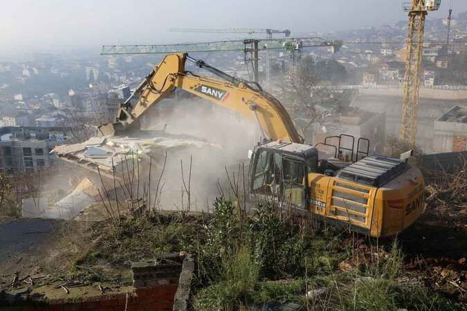 Cedit projesi büyüyor yıkım başladı