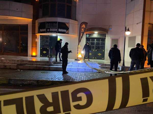Kocaeli’deki düğünde kan aktı! Yaralılar var