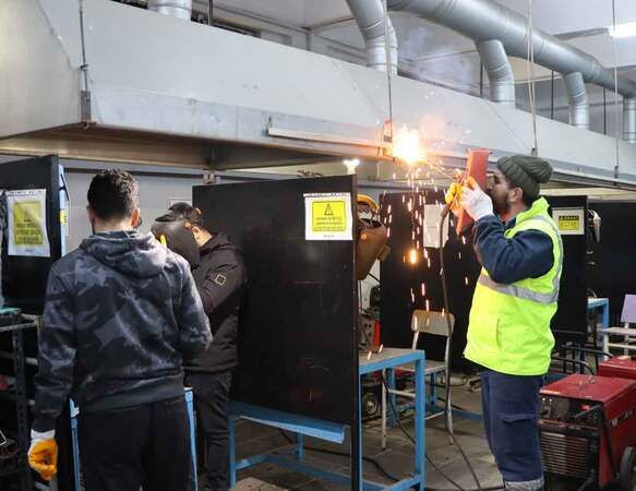 Kocaeli’de teknik personele teorik ve uygulamalı eğitim