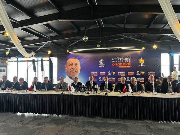 AKP’liler büyük kongre için toplandı “Muhalefet hayalini bile kuramaz”