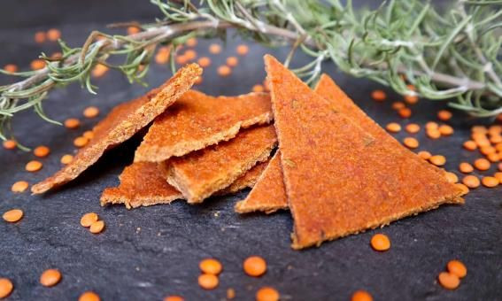 İşte abur cubura son verdiren düşük kalorili mercimek cipsi tarifi