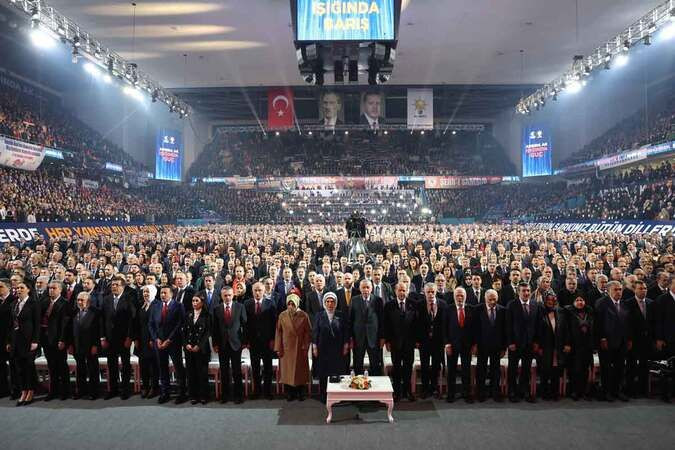 Erdoğan “Kayıt dışı siyaset yapma dönemi artık kapanmıştır”