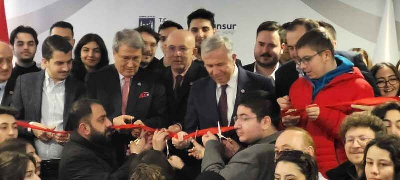 İmamoğlu hakkındaki 'sahte diploma' soruşturmasına Yavaş'tan açıklama “Gelişmeleri hep beraber izleyelim”