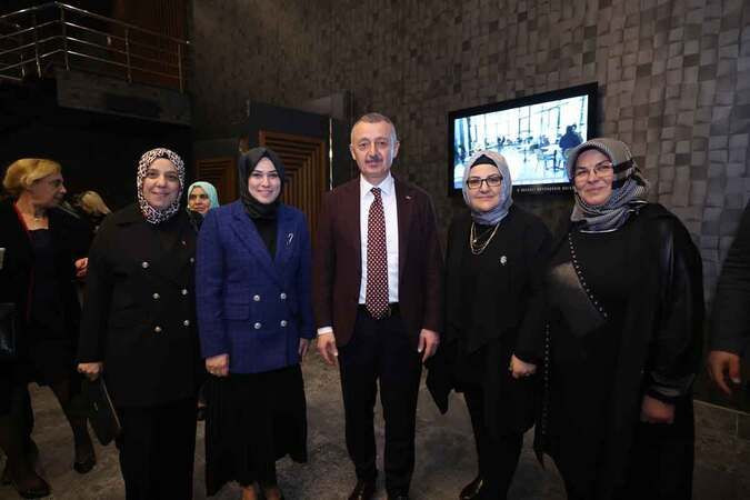 Büyükakın “Aç, açıkta, muhtaç kim varsa Büyükşehir’e iletin”