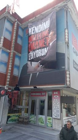 Darıca’ya şipşak İmamoğlu pankartı!