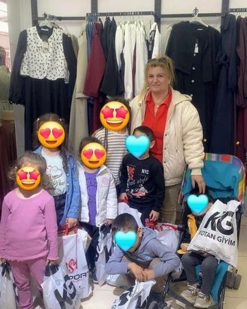 CHP Dilovası bayram öncesi çocukların yüzünü güldürdü