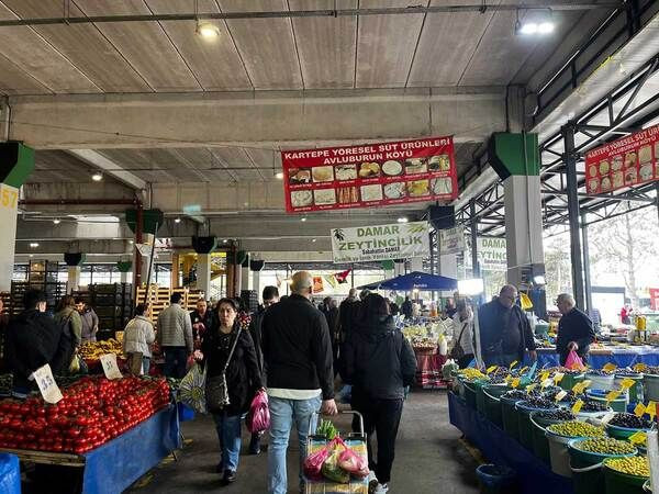 Bayram tatili pazarda fiyatları düşürdü