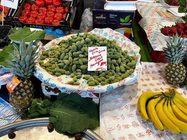 Bayram tatili pazarda fiyatları düşürdü